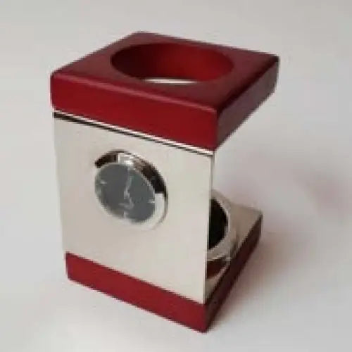 RED AND SILVER CLOCK + PEN HOLDER | Vorson Giveaways