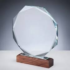 VICTORY GLASS TROPHY | Vorson Giveaways